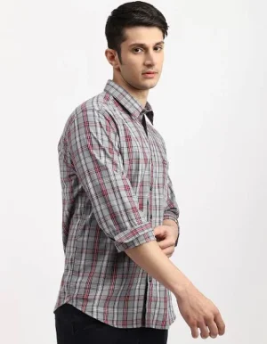 Men's Checked Slim Fit Casual Shirt